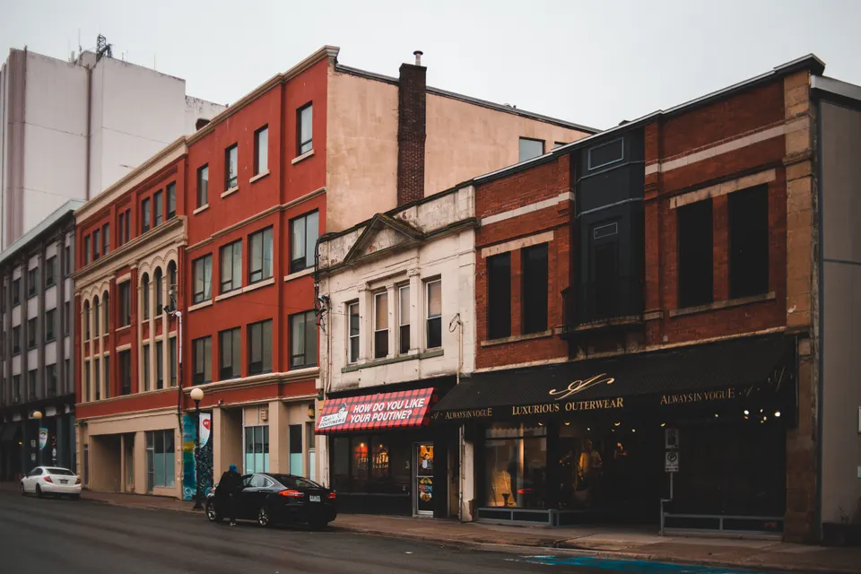 Newmarket — towing service